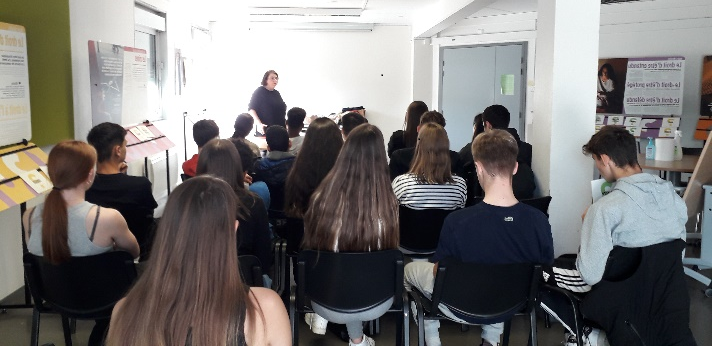 Les classes de 1ères STMG du lycée Renoir avaient rendez-vous avec la justice !